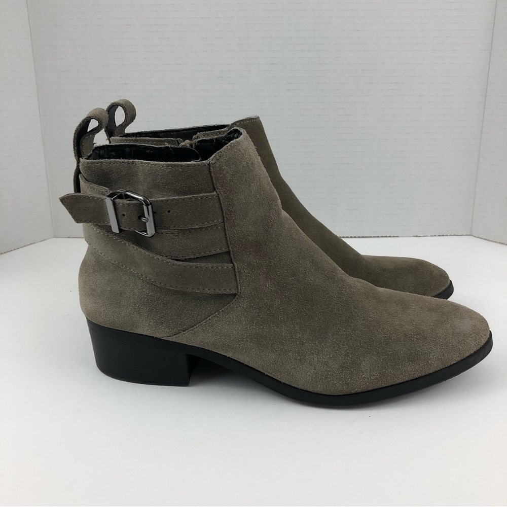 Sole Society Boots Women 9.5 Taupe HALA Ankle Leather Buckles Shoes